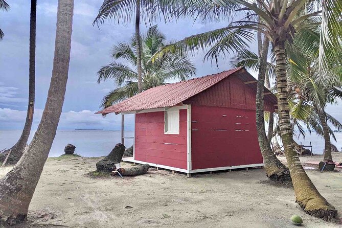 2D/1N Paradise Island in San Blas + Boat Tour – Private Cabin