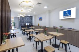 Best Western Queen Victoria Market Hotel Review