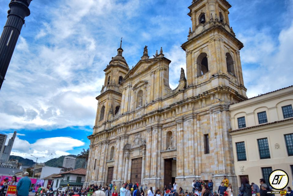 Bogota: Downtown City and Monserrate Hill Private Tour