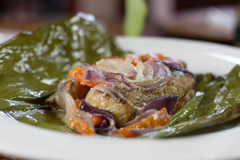Cali: Granada Neighborhood Walking Foodie Tour