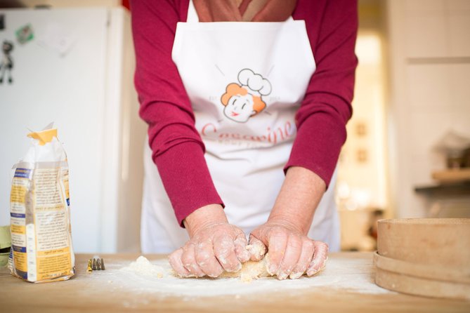 Cesarine: Small Group Pasta Making Class at Locals Home in Siena