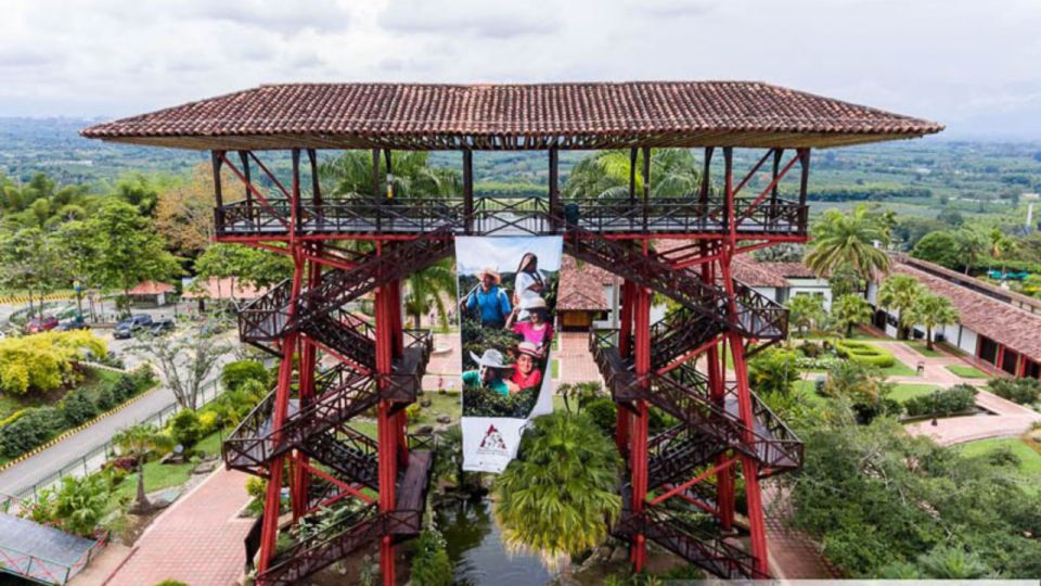 Coffee Park Tour From Pereira or Armenia