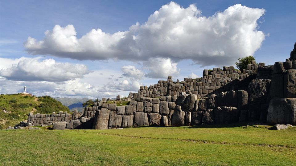 Cusco, Sacred Valley, Machupicchu, Rainbow Mountain in 6 Day