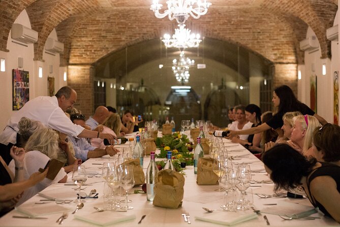 Custoza Doc 2 Hours Wine Tasting With Lunch at the Winery