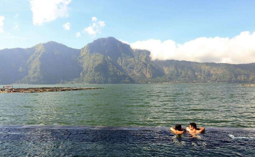 From Ubud: Mount Batur Hiking With Hotspring