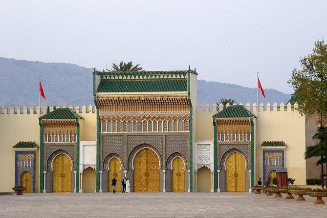 Full Day Fez Visit Guided-Medina by Local Guide & Rampart by Car