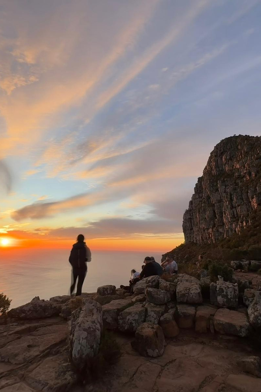 Go! Lions Head : Safe, Informative Hike, Stunning 360° Views