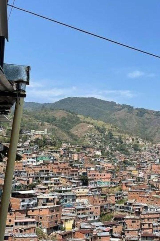 Graffiti Tour Medellin: History and Art in Comuna 13
