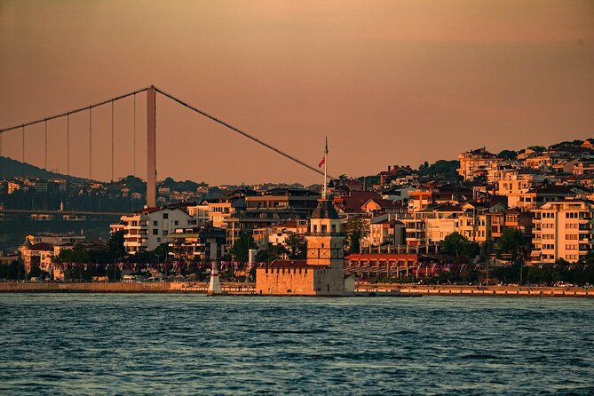 Istanbul Private Yacht Sunset Tour – 2 Hours