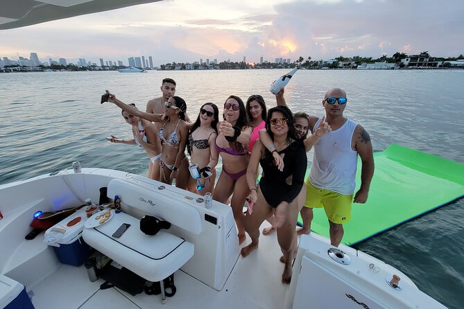 Miami Beach Private Tour Aboard 40FT Luxury Yacht With Captain!