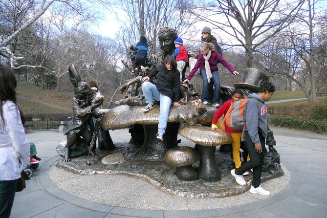 New York Lower Central Park Scavenger Hunt Adventure