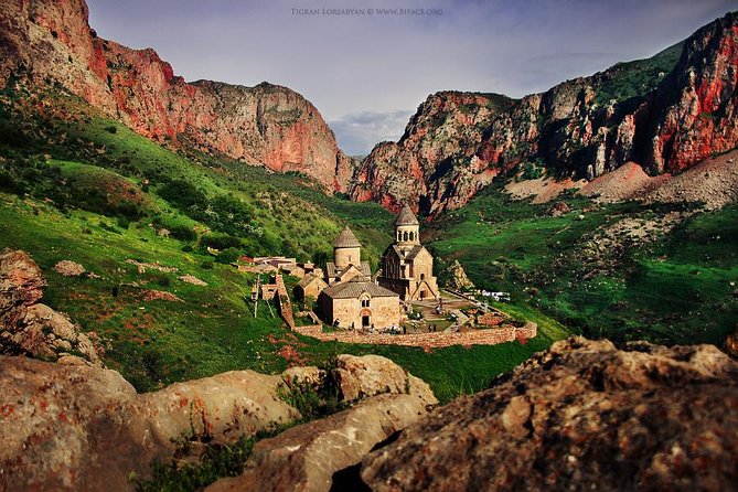 Noravank (Free Wine Tasting, Khor Virap)