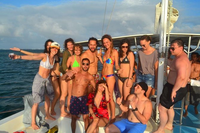 Party Boat in Catamaran With Open Bar + Snorkeling