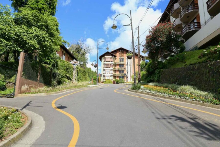 Private Daytour – Gramado and Cinnamon Leaving Porto Alegre