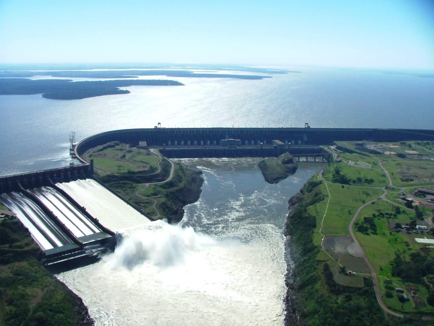 Private-Panoramic Visit to the Itaipu Hydroelectric Station.
