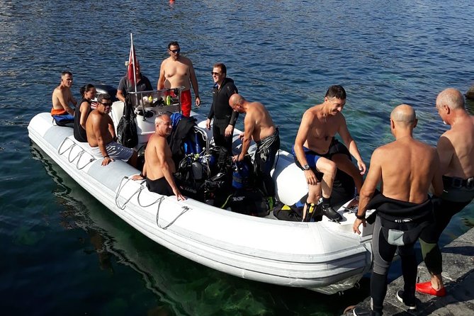 Recreational Diving From Land or Boat Depending on Level