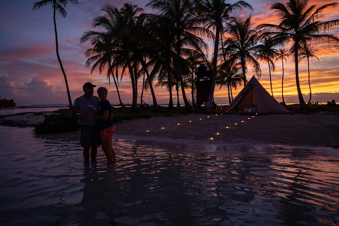 Romantic Camping in San Blas Islands