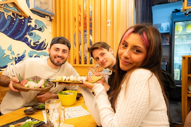 Tokyo: Shibuya Authentic Food Tour & Local Delights