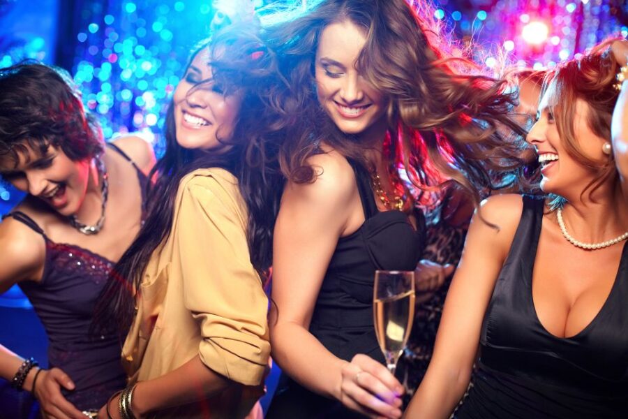 Valencia: Pub Crawl With Free Shots