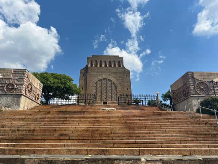Voortrekker Monument: Fun and Private Tour.