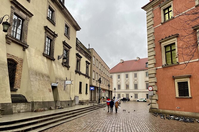 Warsaws Old Town A Self-Guided Audio Tour