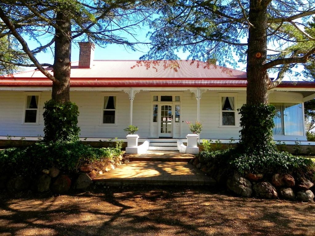 Moore Park Inn Review