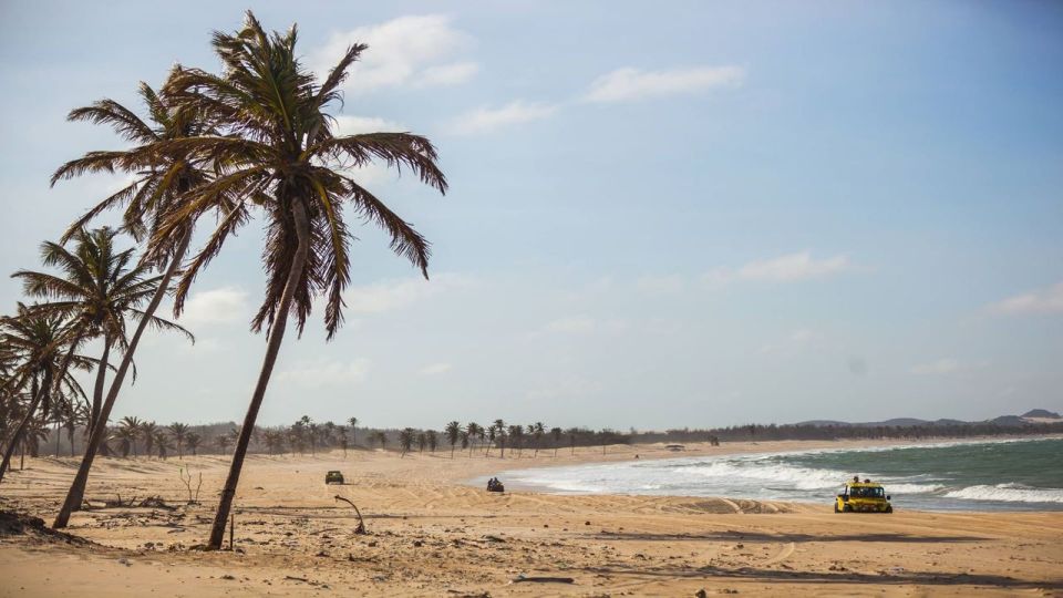 Cumbuco: Beach Trip With Pickup, Swimming, and Activities - Cancellation Policy