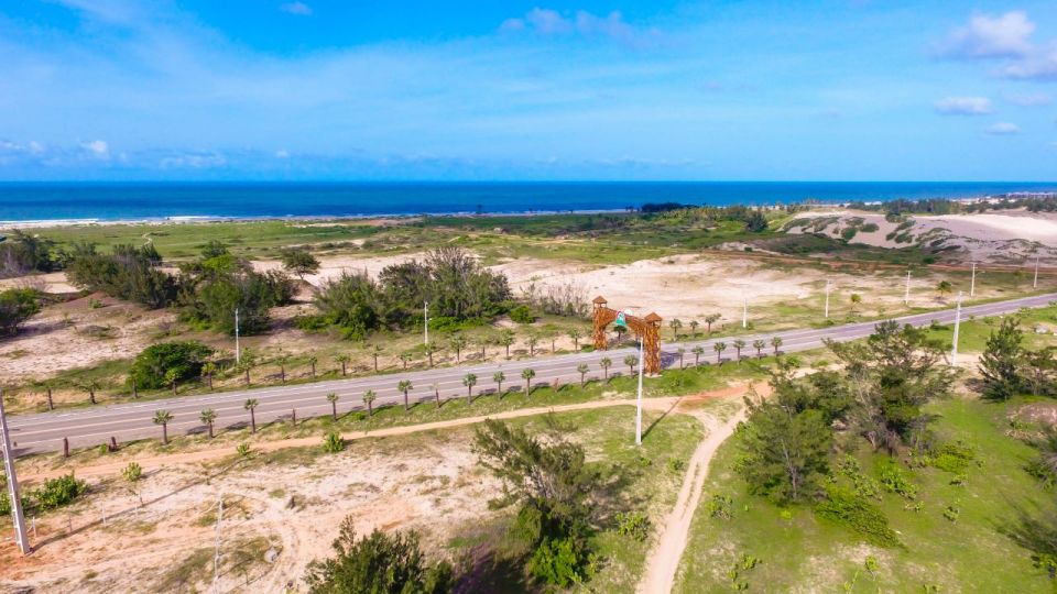Cumbuco: Beach Trip With Pickup, Swimming, and Activities - Explore Cumbuco Beach