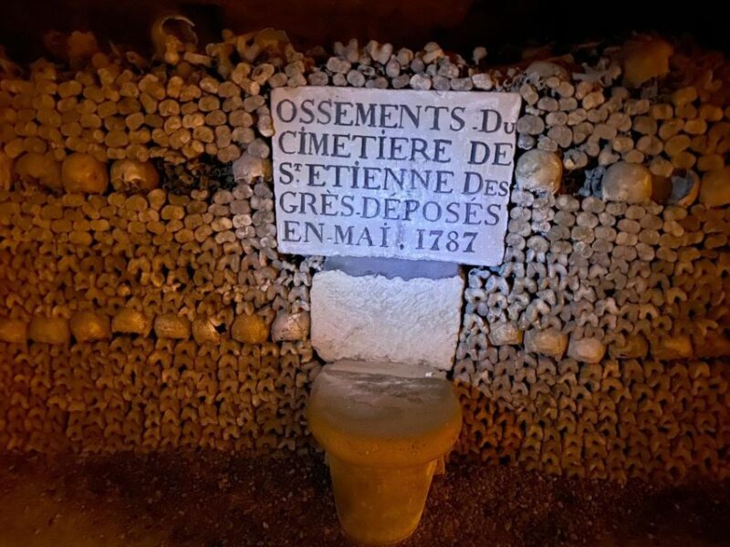 Paris: Small-Group Catacombs Tour With Skip-The-Line Entry - History of the Limestone Quarry