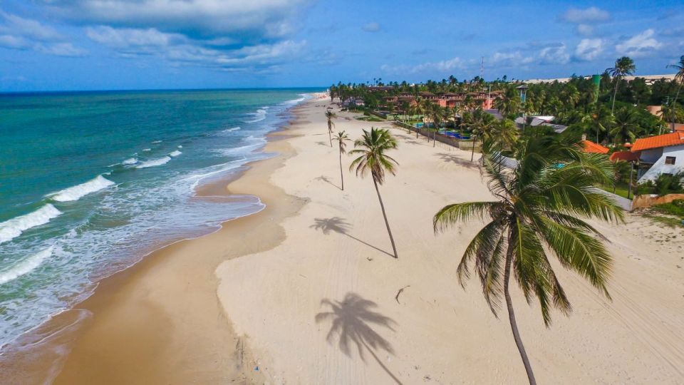 Cumbuco: Beach Trip With Pickup, Swimming, and Activities - Refreshing Beach Amenities