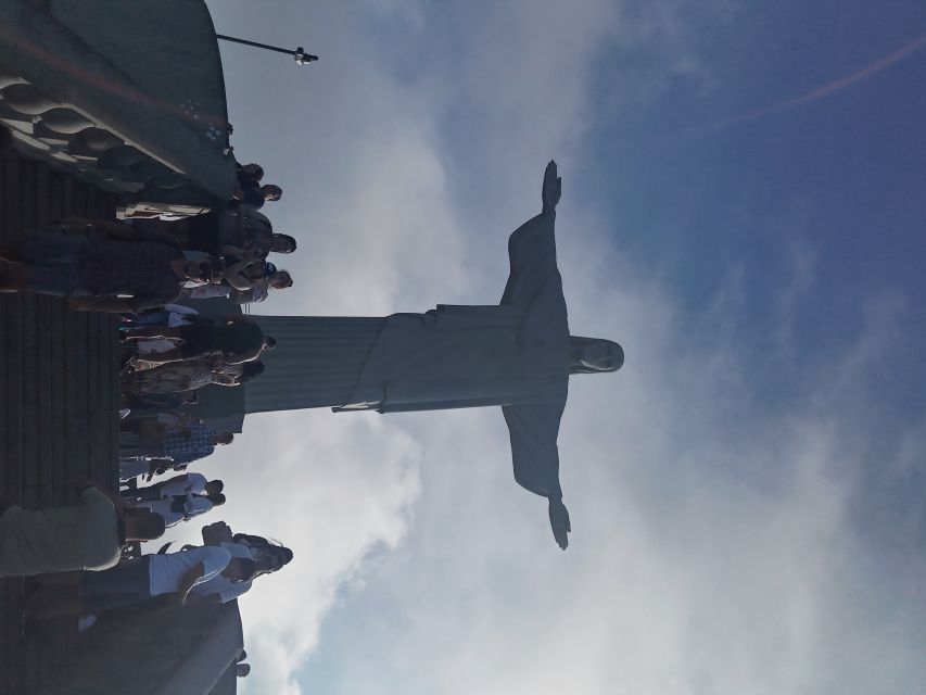 Rio De Janeiro: Christ the Redeemer + Forte De Copacabana - Typical Carioca Dishes and Caipirinhas