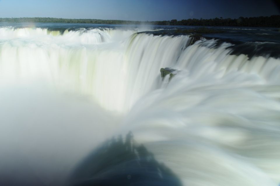 Foz Do Iguaçu: Brazilian Falls Dawn Trip With Breakfast - Small Group Experience