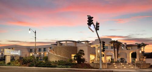 Redondo Beach Hotel, Tapestry Collection by Hilton Review